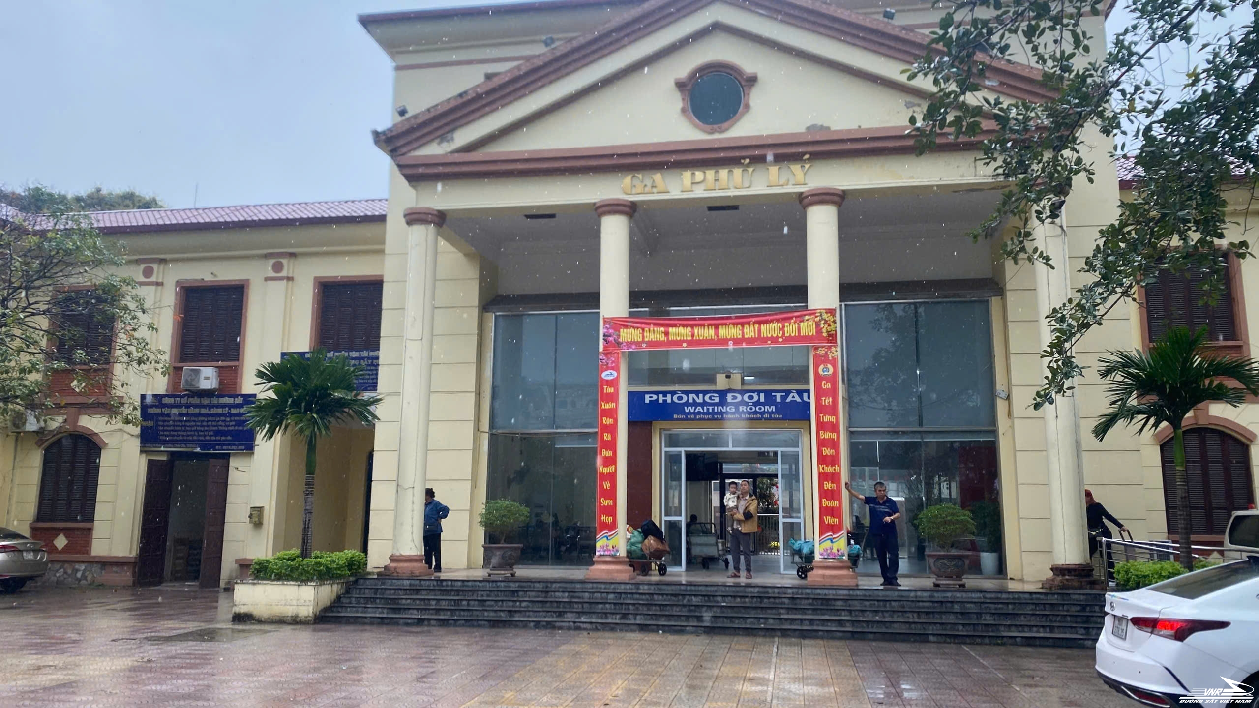 Sắp chạy tàu chuyên dụng đưa đón y, bác sĩ giữa Hà Nội và Ninh Bình