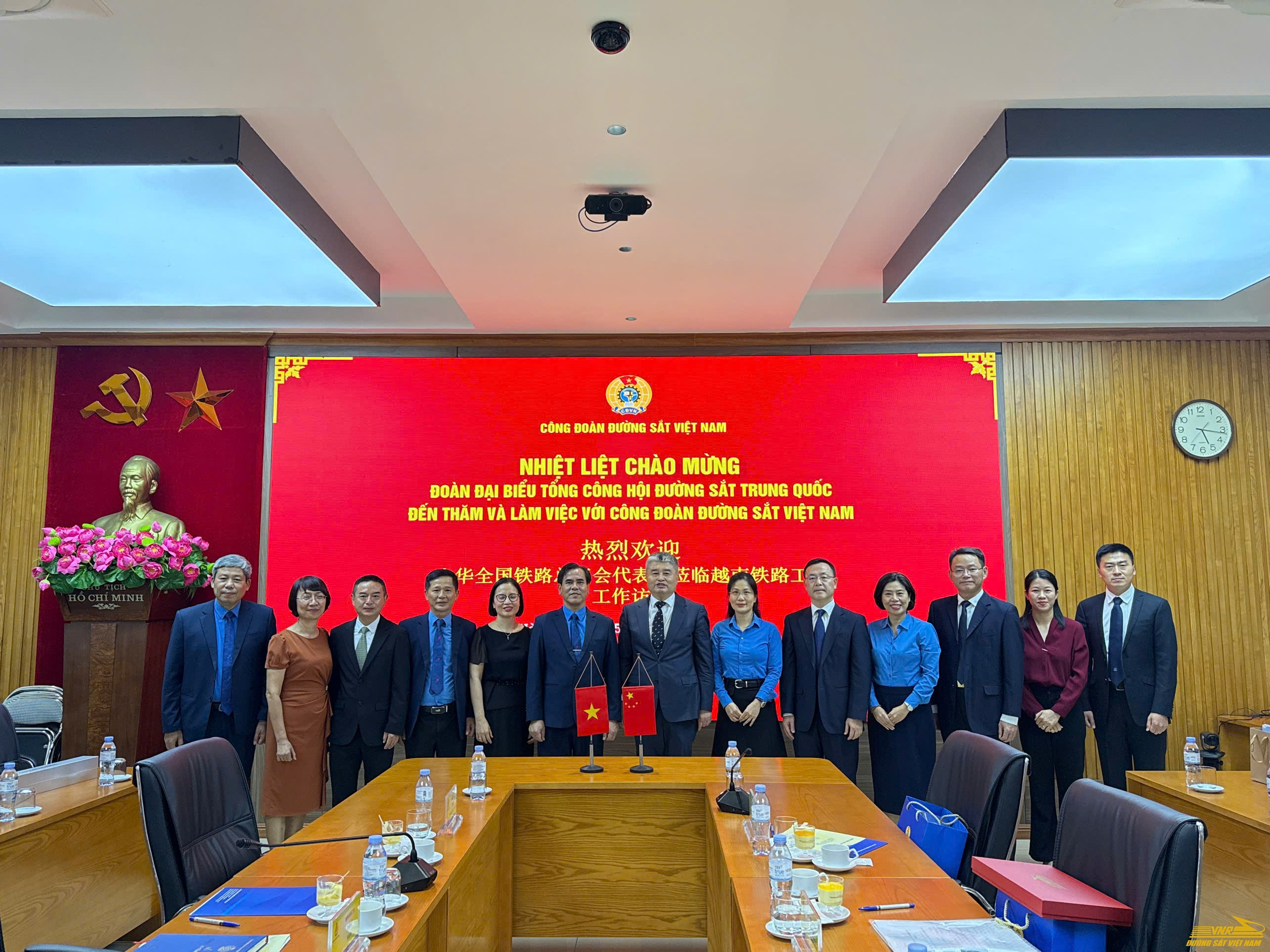 Hội đàm giữa Công đoàn ĐSVN và Tổng công hội Đường sắt toàn quốc Trung Quốc thành công tốt đẹp
