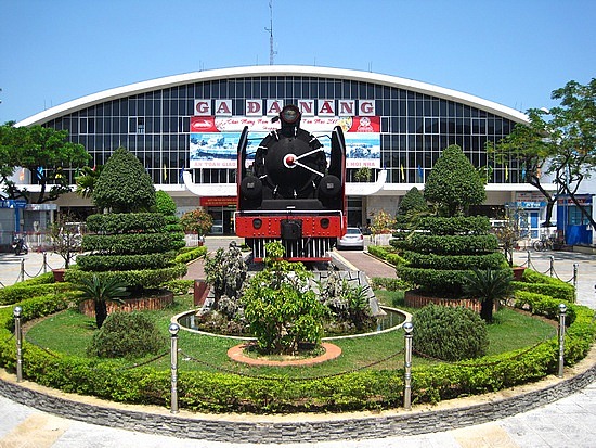 Đường sắt tăng cường tàu để giải tỏa du khách tại Đà Nẵng