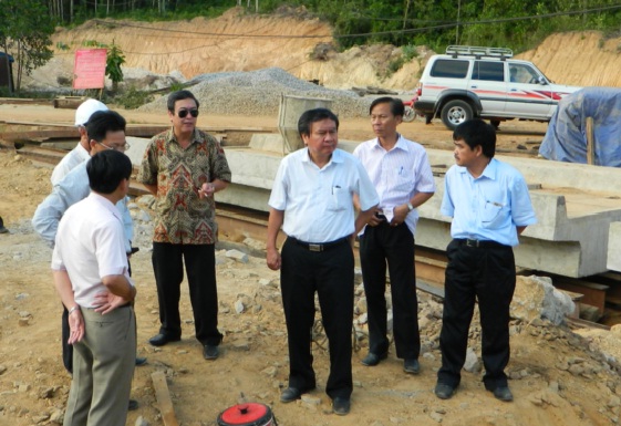  Phó Tổng giám đốc ĐSVN Phạm Công Trịnh kiểm tra các công trình ĐS miền Trung
