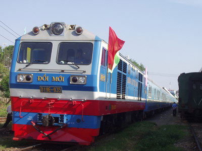 Hoàn thành công trình “Đoàn xe chỉnh bị đặc biệt chạy tàu khách Bắc - Nam 28 giờ”