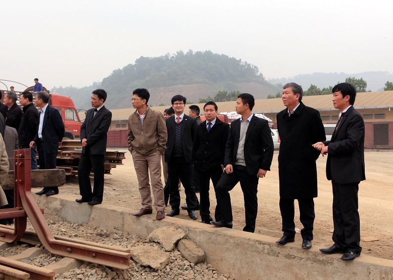 Tổng công ty ĐSVN: Kiểm tra công tác thi công và khai thác vận tải tại Ga Lào Cai