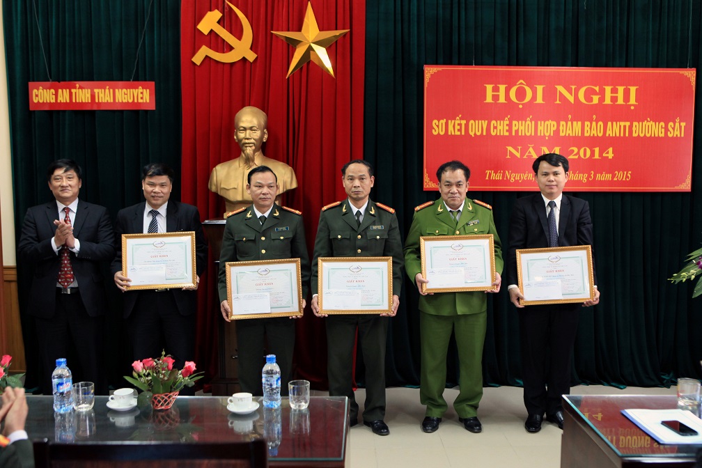 Tiểu ban ANTTĐS khu vực Tỉnh Thái Nguyên: Tổ chức sơ kết quy chế phối hợp đảm bảo ANTT ĐS năm 2014