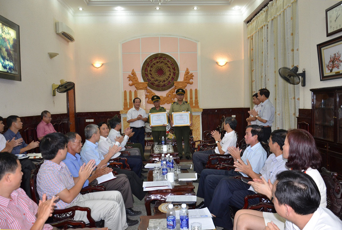 Tổng công ty ĐSVN trao thưởng cho lực lượng bảo vệ Ga Hà Nội bắt giữ tội phạm ma túy 