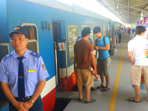 Từ 04/11/2015: Bán vé tàu chặng ngắn Sài Gòn - Quảng Ngãi