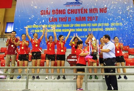Công đoàn ĐSVN tổ chức thành công giải bóng chuyền hơi nữ lần thứ 2