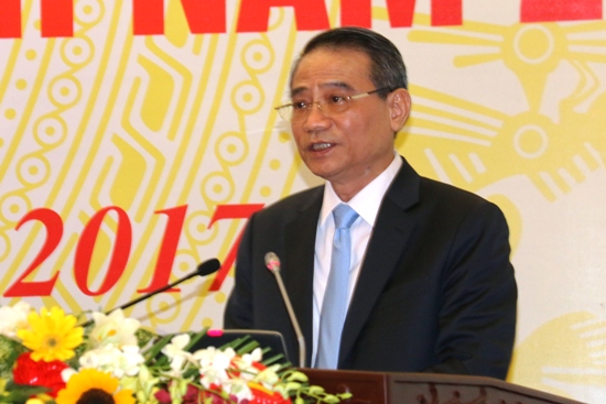 Bộ trưởng Trương Quang Nghĩa gửi thư khen toàn thể CBCNVC và người lao động ngành GTVT phục vụ nhân dân trong dịpTết
