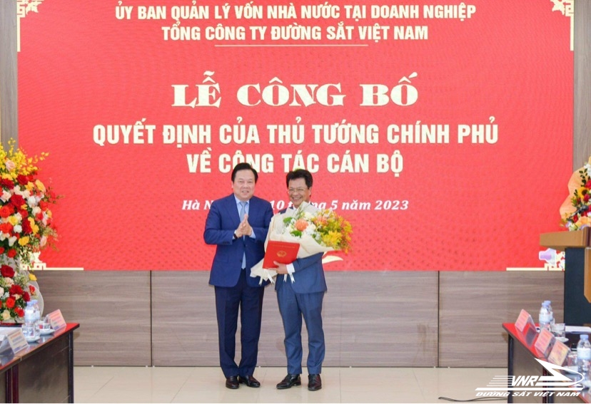 Ông Đặng Sỹ Mạnh được bổ nhiệm làm tân Bí thư Đảng bộ, Chủ tịch HĐTV Tổng công ty ĐSVN