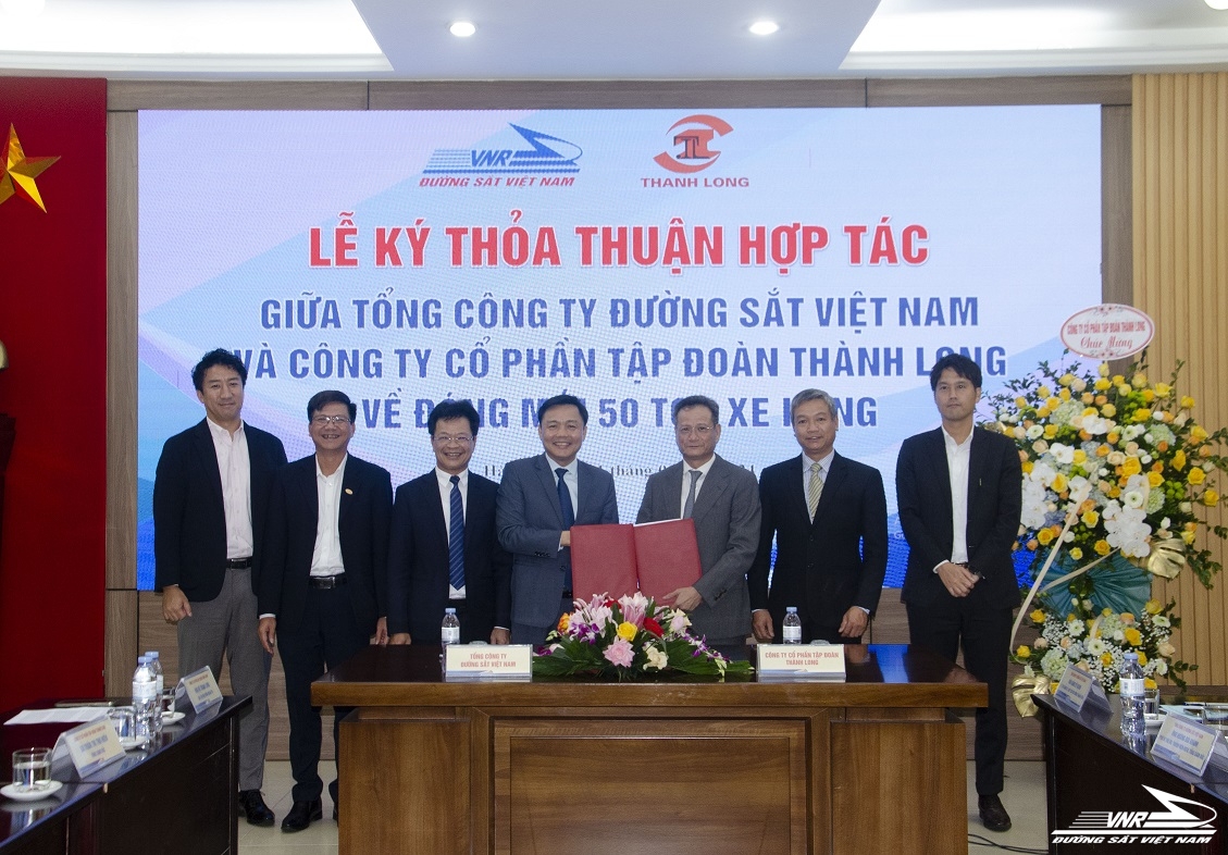 VNR và Thành Long Group: Hợp tác đóng mới 50 toa xe hàng