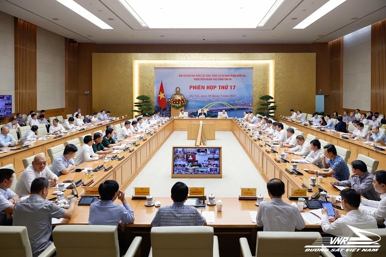 Thủ tướng:Triển khai các công trình, dự án trọng điểm ngành GTVT khẩn trương, chất lượng, hiệu quả