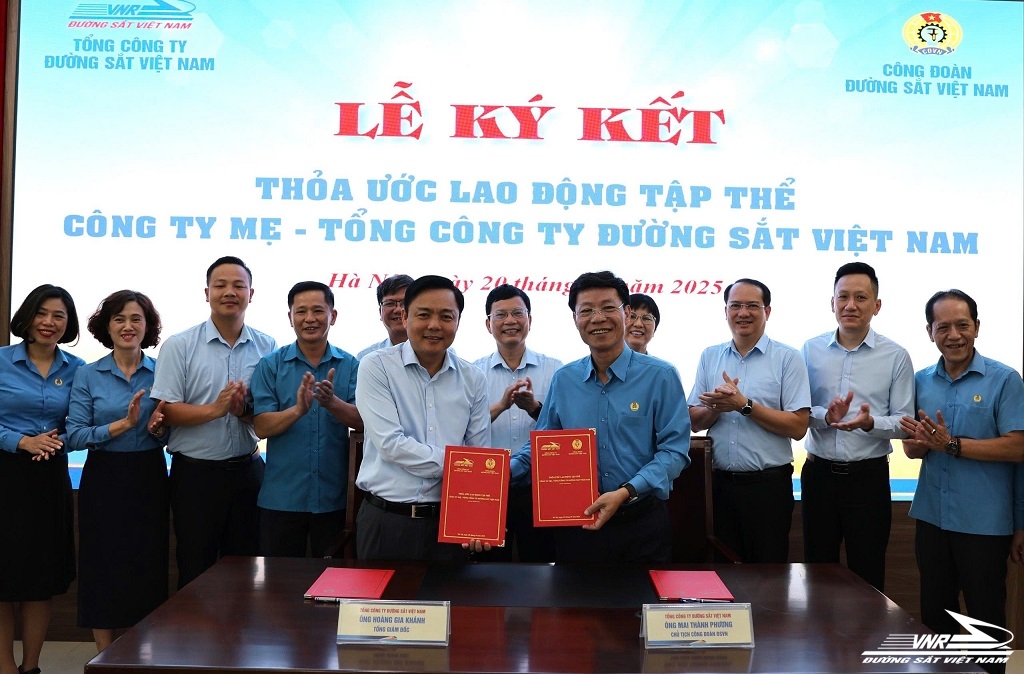 Ký kết Thỏa ước lao động tập thể Công ty mẹ - Tổng công ty Đường sắt Việt Nam năm 2025