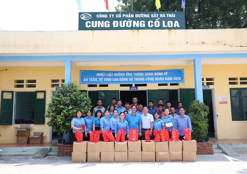 Tháng Công nhân 2026: Mang niềm vui an sinh đến các đơn vị đường sắt khu vực Hà Nội