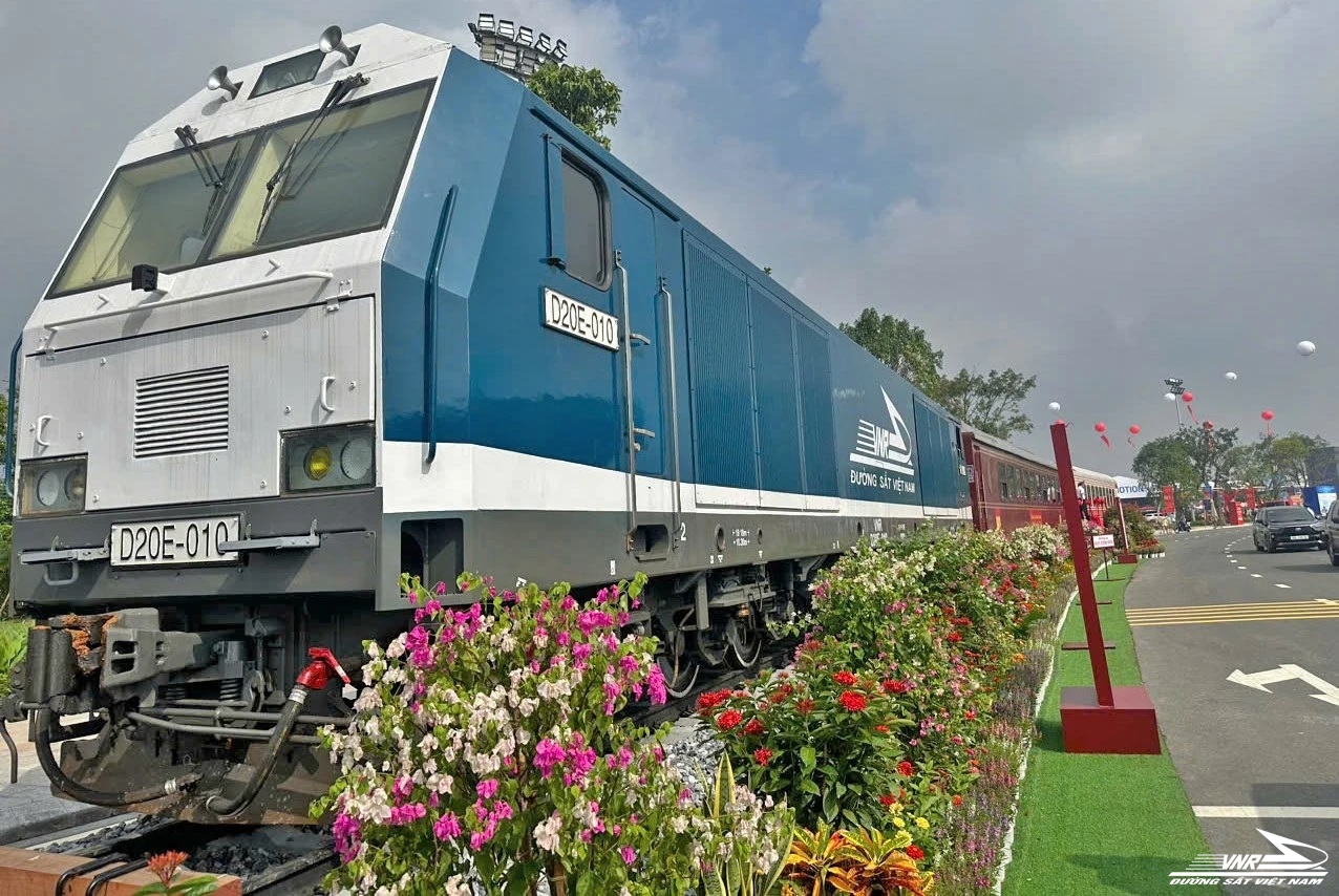 Nghiên cứu, thiết kế, chế tạo hệ thống chạy rà động cơ MTU 12V4000R41 (đầu máy D20E) dưới mặt đất