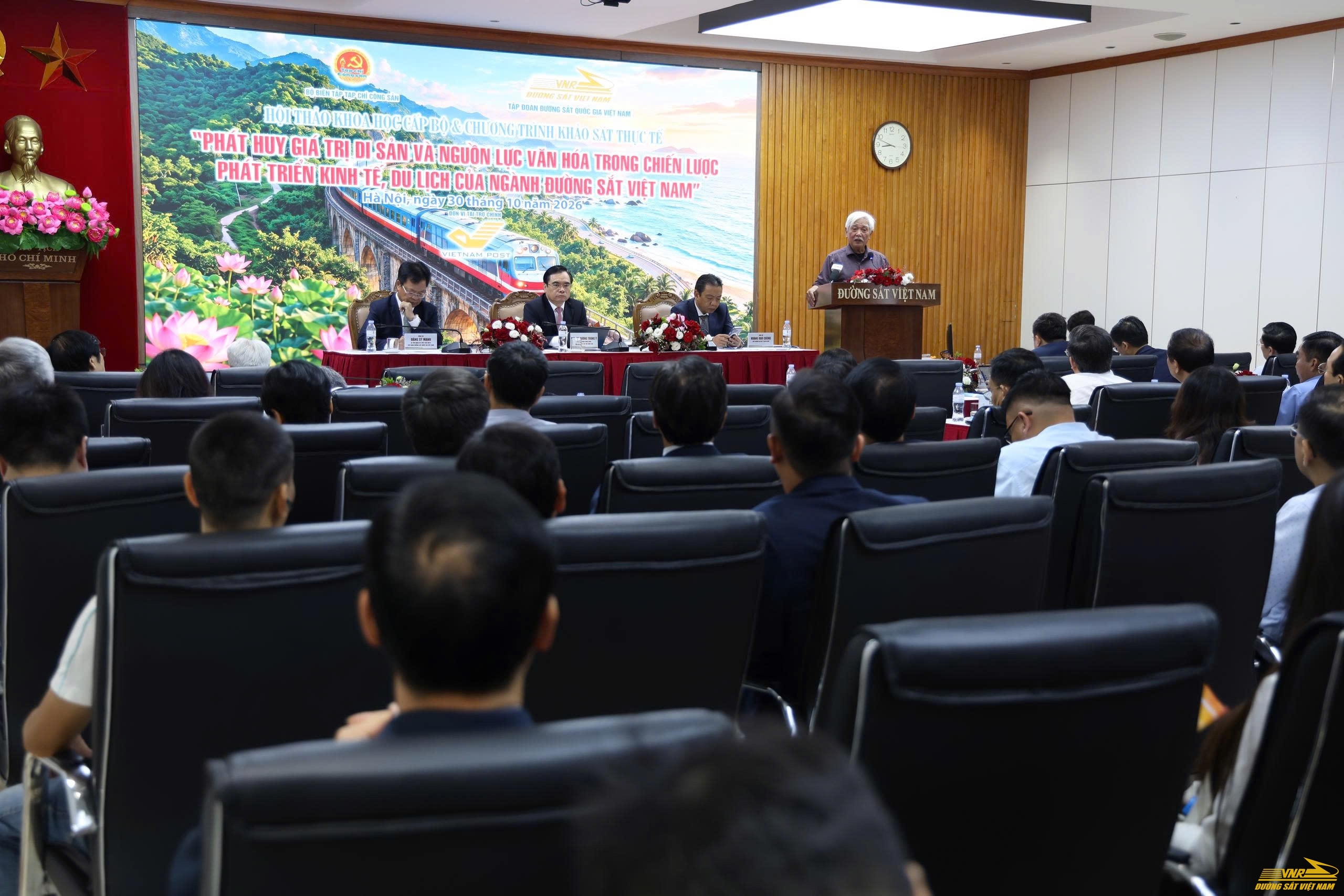 Phát huy giá trị di sản và nguồn lực văn hóa trong chiến lược phát triển kinh tế, du lịch của ngành đường sắt
