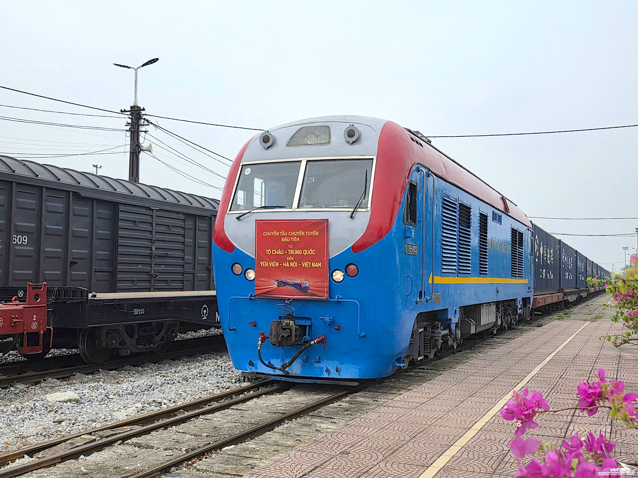 Tàu chuyên tuyến Tô Châu-Việt Nam giảm 10% chi phí logistics