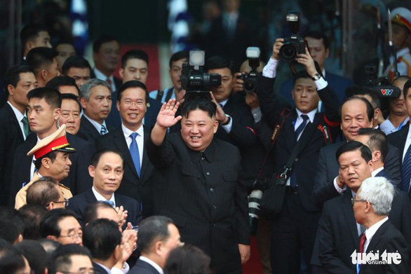 ĐSVN tiễn Chủ tịch Kim Jong Un rời ga Đồng Đăng, kết thúc chuyến công du 5 ngày tại Việt Nam